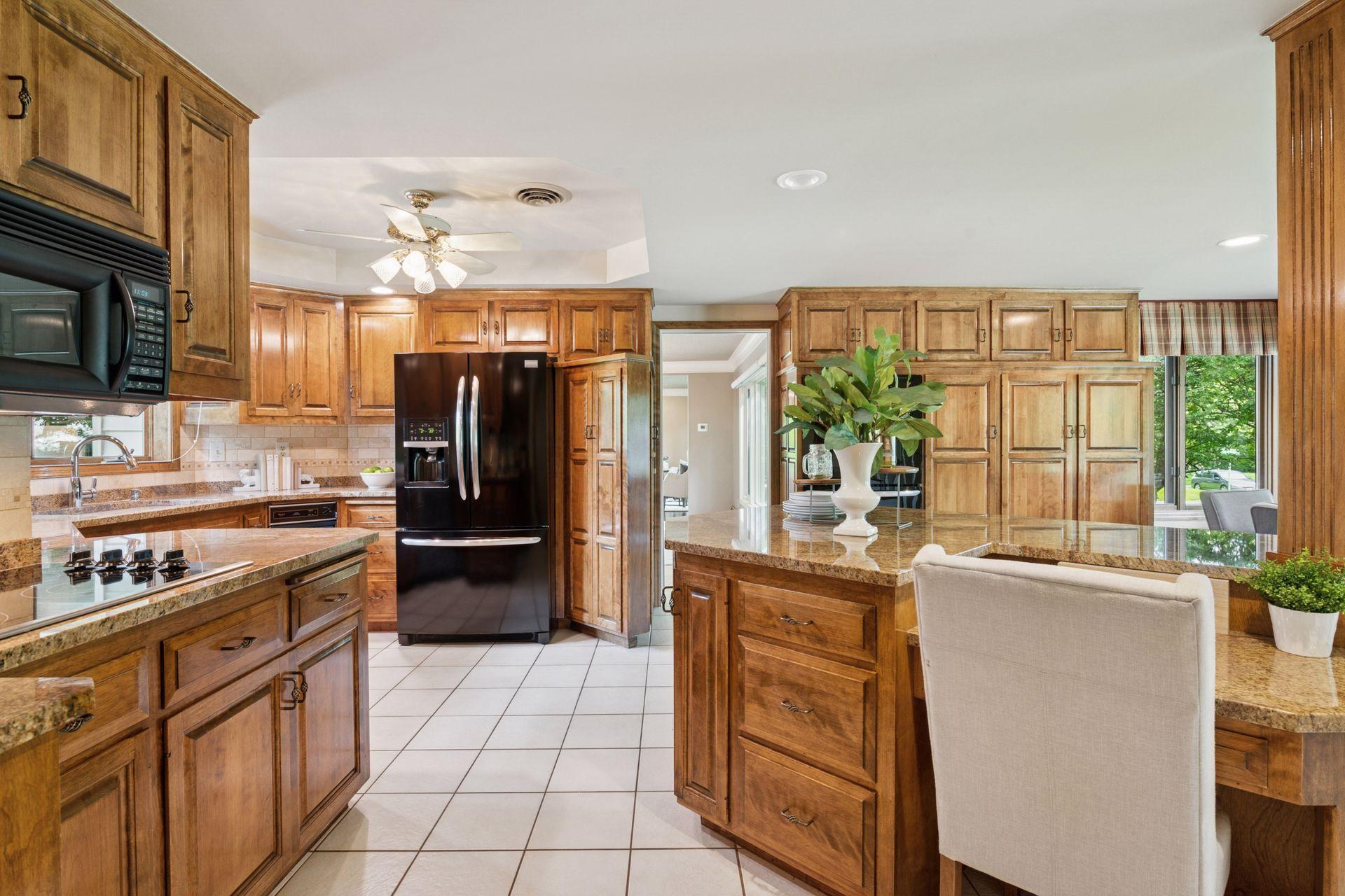 4801 Woodhill Way Edina, MN 55424 - Photo 21 of 61