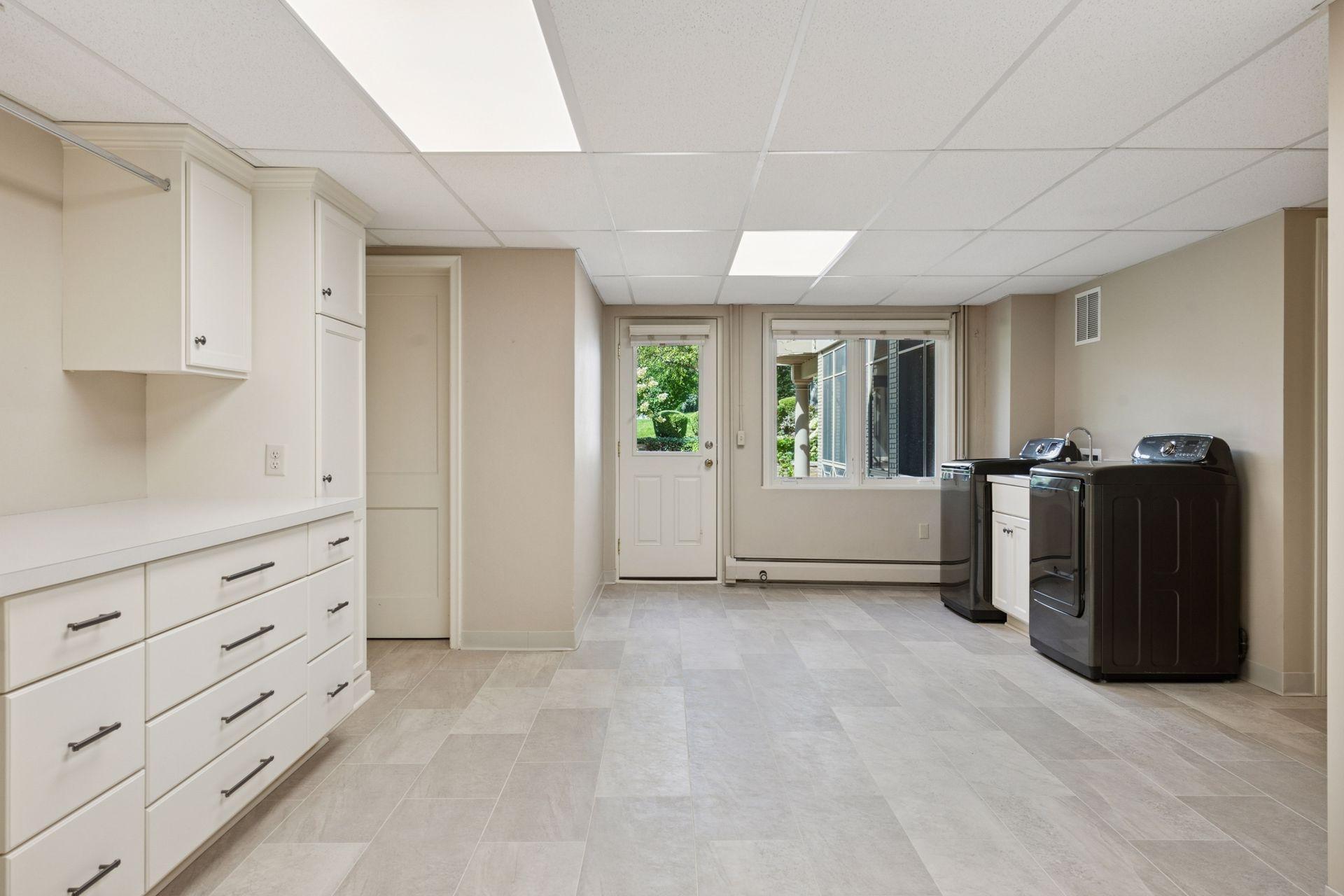 4801 Woodhill Way Edina, MN 55424 - Photo 41 of 61