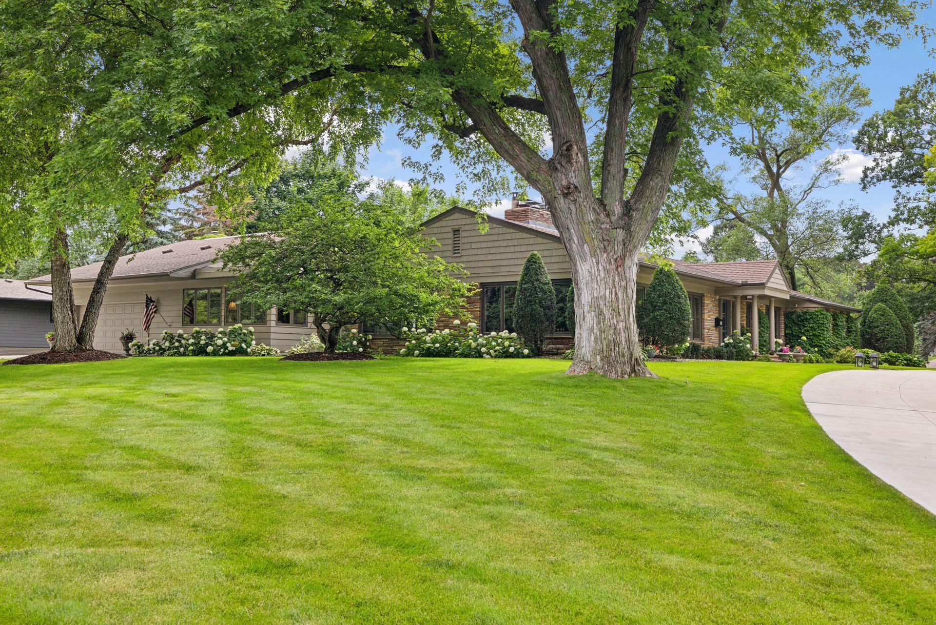 4801 Woodhill Way Edina, MN 55424 - Photo 50 of 61