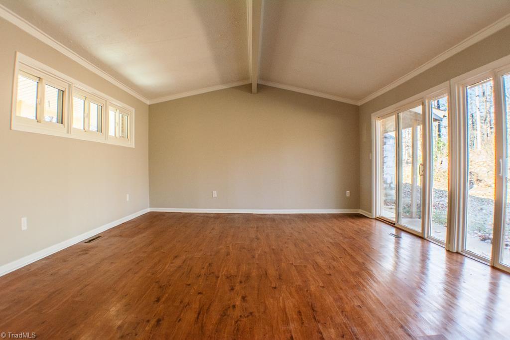 1655 Little Creek Circle Winston-Salem, NC 27103 - Photo 3 of 12