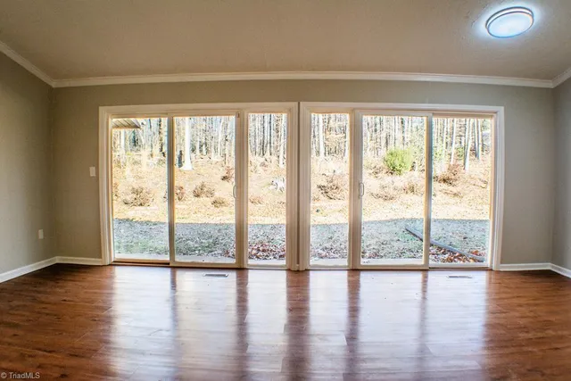 $1,695 | 1655 Little Creek Circle, Winston-Salem, NC 27103