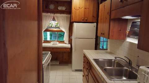 621 Morrish Road Flushing, MI 48433 - Photo 7 of 18 20442471-6.JPG