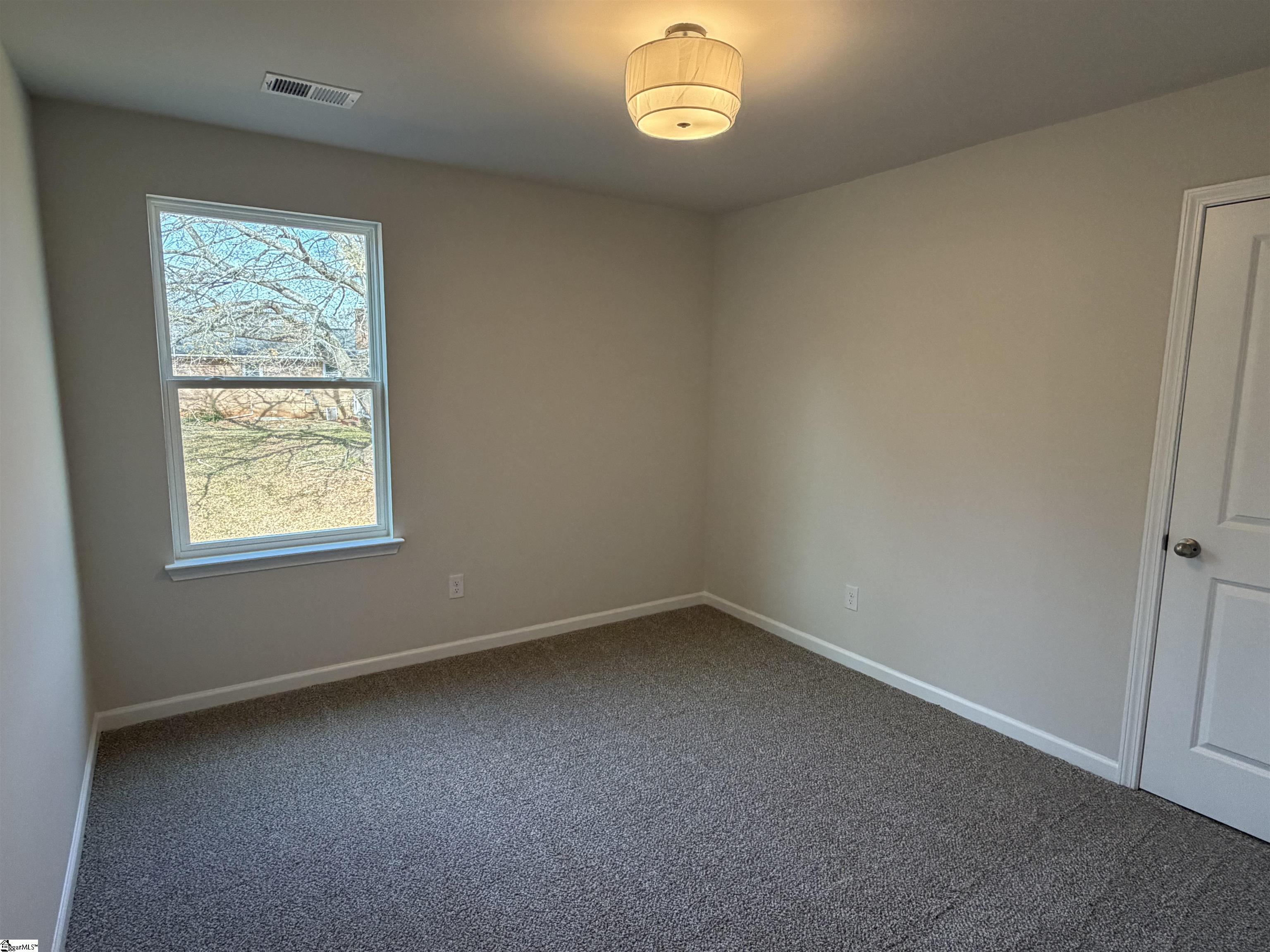 105 Riddle Street Laurens, SC 29360 - Photo 10 of 11