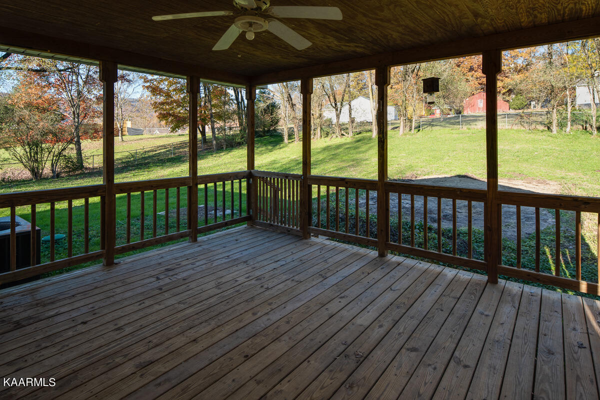 155 Pond Road Oliver Springs, TN 37840 - Photo 3 of 18 15x16 Covered Deck