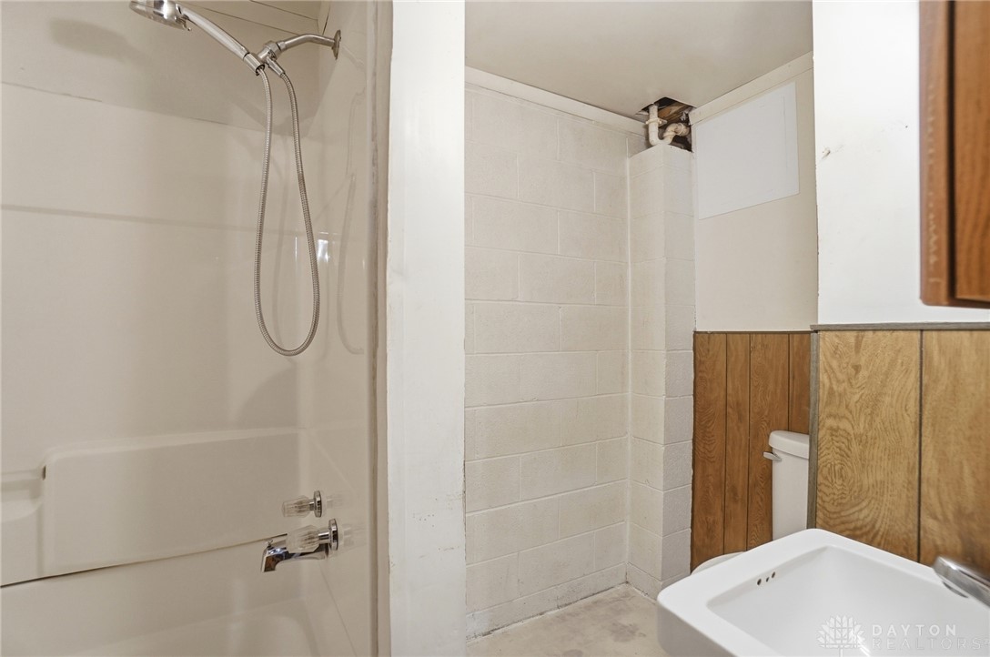 1914 Elmsford Street Springfield, OH 45506 - Photo 30 of 47