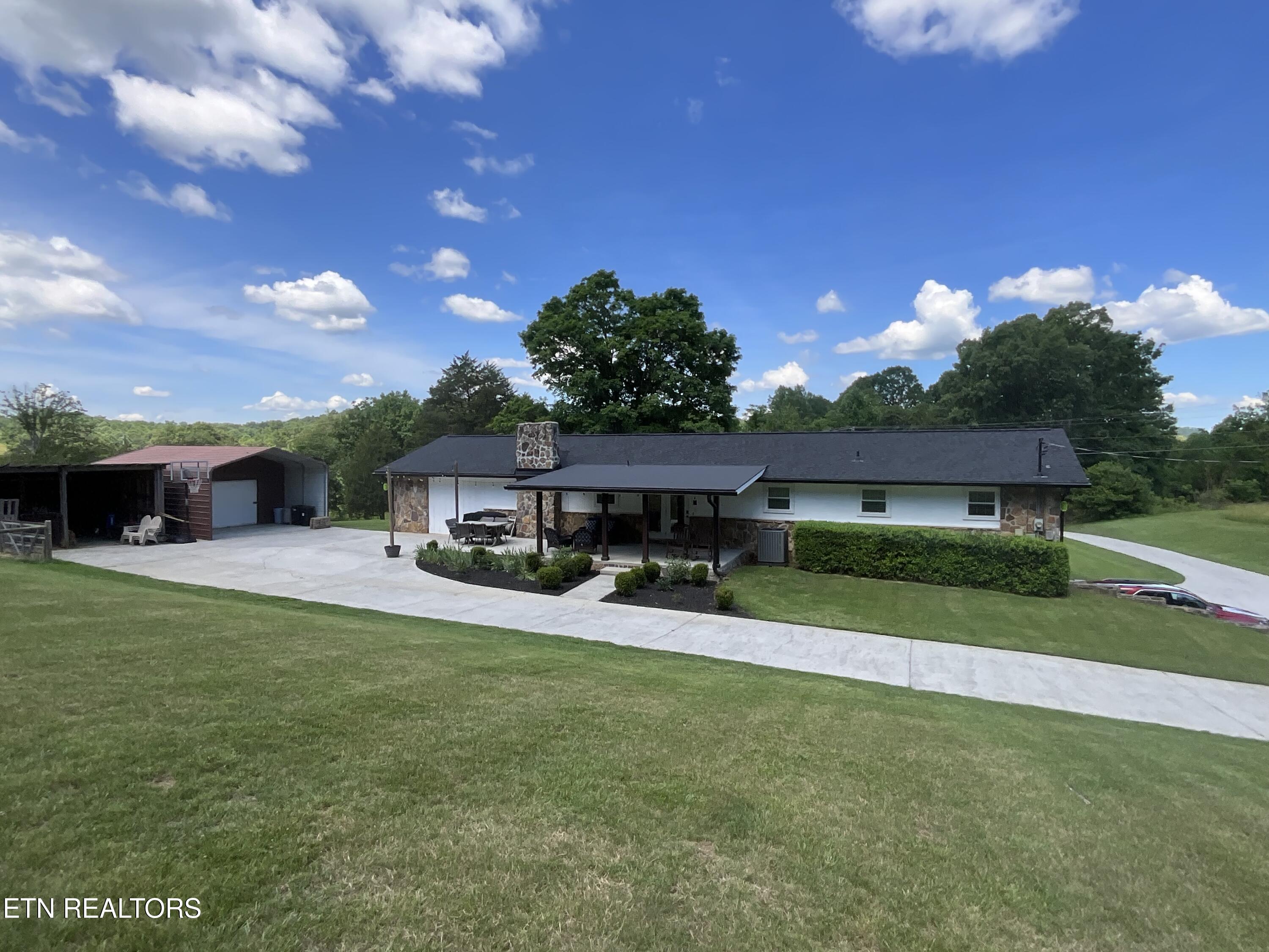 1295 Ailor Gap Road Luttrell, TN 37779 - Photo 6 of 40 IMG_1547