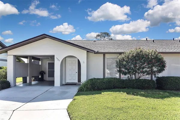$274,500 | 1527 Stewart Drive, Unit 115, Sarasota, FL 34232