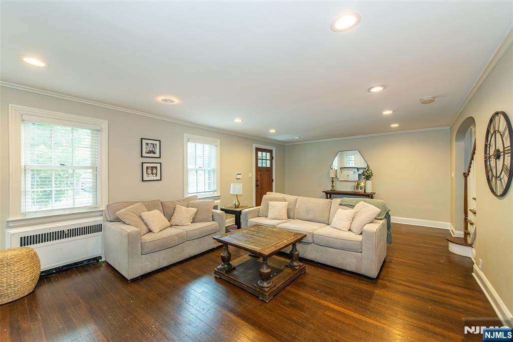 77 Forest Hill Road West Orange, NJ 07052 - Photo 8 of 45