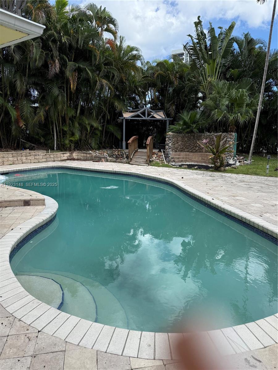 518-524 North Riverside Drive Pompano Beach, FL 33062 - Photo 36 of 38