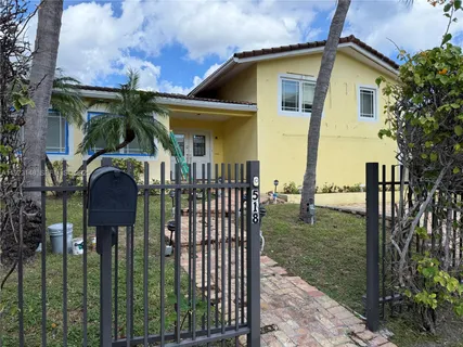 $3,495,000 | 518-524 North Riverside Drive, Pompano Beach, FL 33062