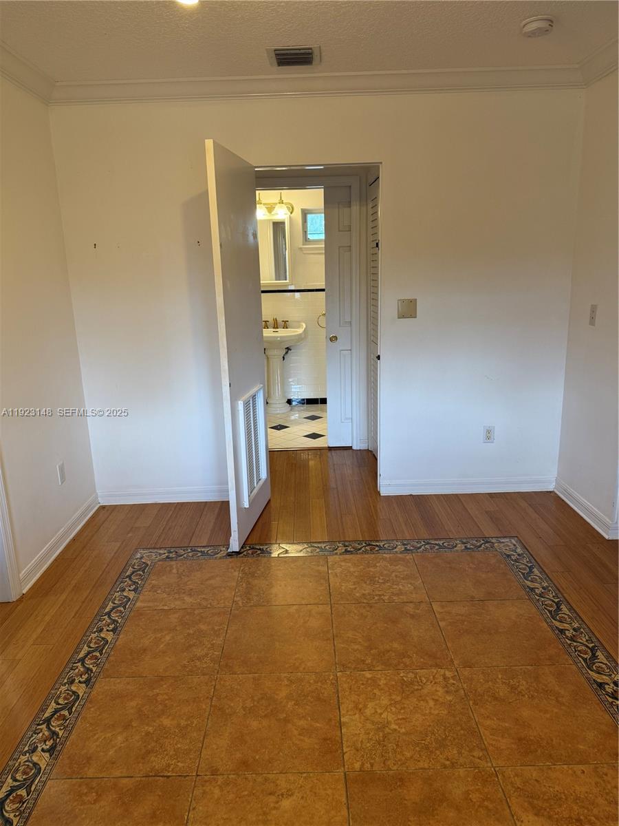 518-524 North Riverside Drive Pompano Beach, FL 33062 - Photo 8 of 38