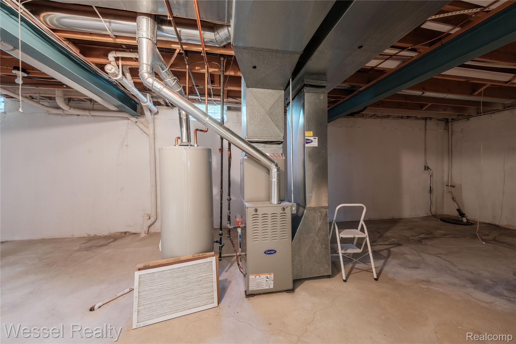 17575 Rocco Drive Macomb, MI 48044 - Photo 32 of 41 rocco-032.jpg