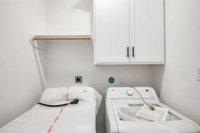 $2,350 | 4605 Terry Street, Houston, TX 77009