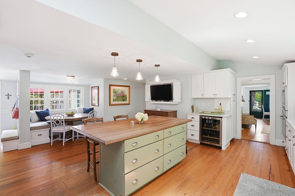 227 R Main Street Hingham, MA 02043 - Photo 3 of 26
