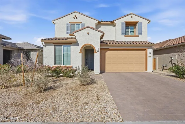 $2,500 | 9038 West Luke Avenue, Glendale, AZ 85305