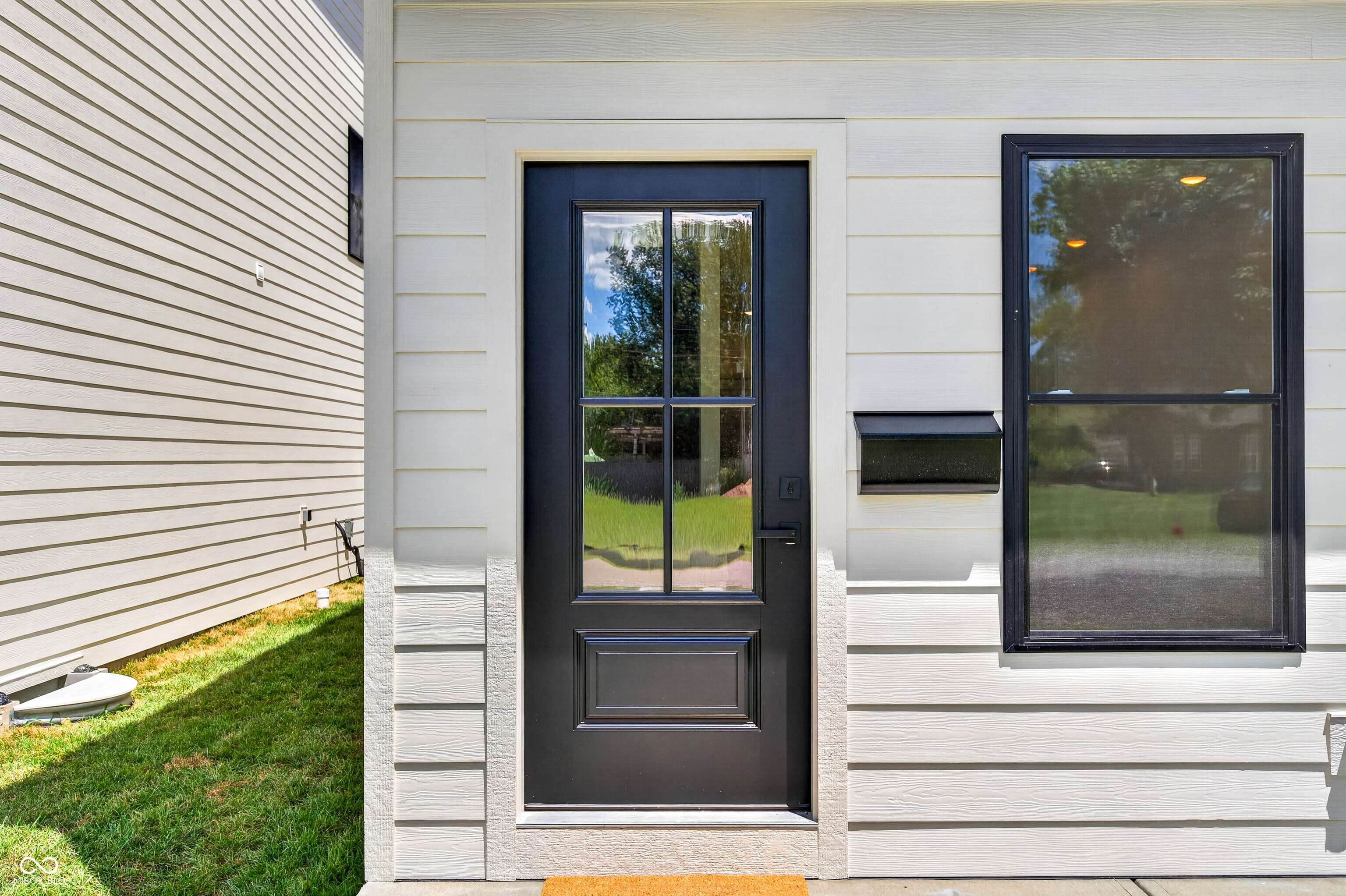 45 South Beatty Street Columbus, IN 47201 - Photo 7 of 70