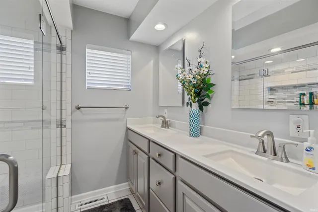 $214,900 | 5812 South Adams Street, Marion, IN 46953