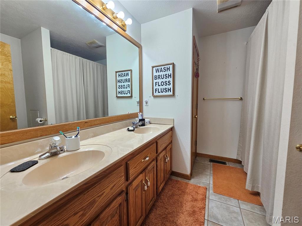 31050 Oak Ridge Drive Lebanon, MO 65536 - Photo 35 of 41