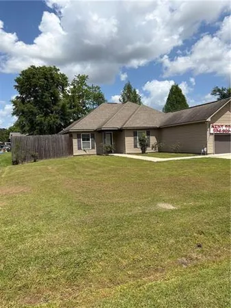 $1,700 | 18025 Bass Lake Trail, Ponchatoula, LA 70454