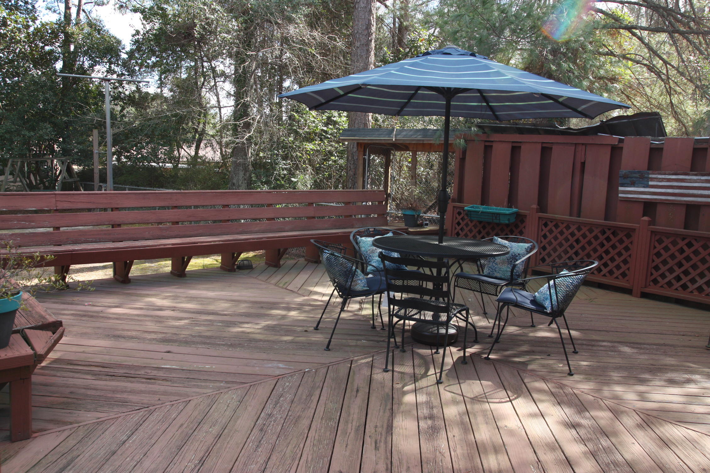 1418 Cumberland Circle Rockingham, NC 28379 - Photo 27 of 34 deck