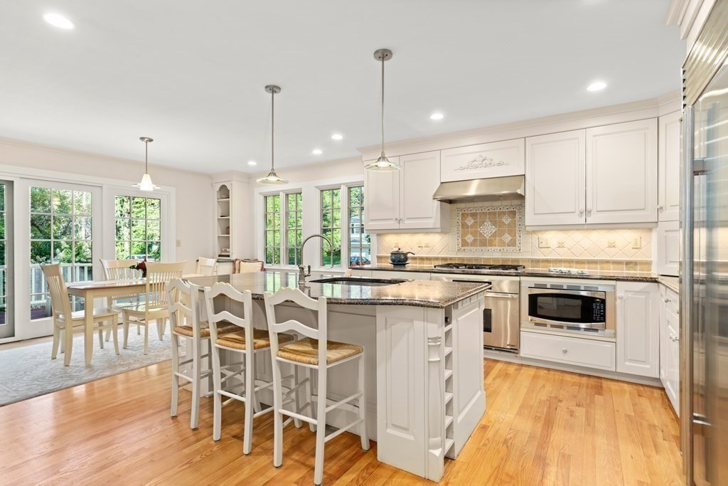 60 Dover Road Wellesley, MA 02482 - Photo 11 of 36