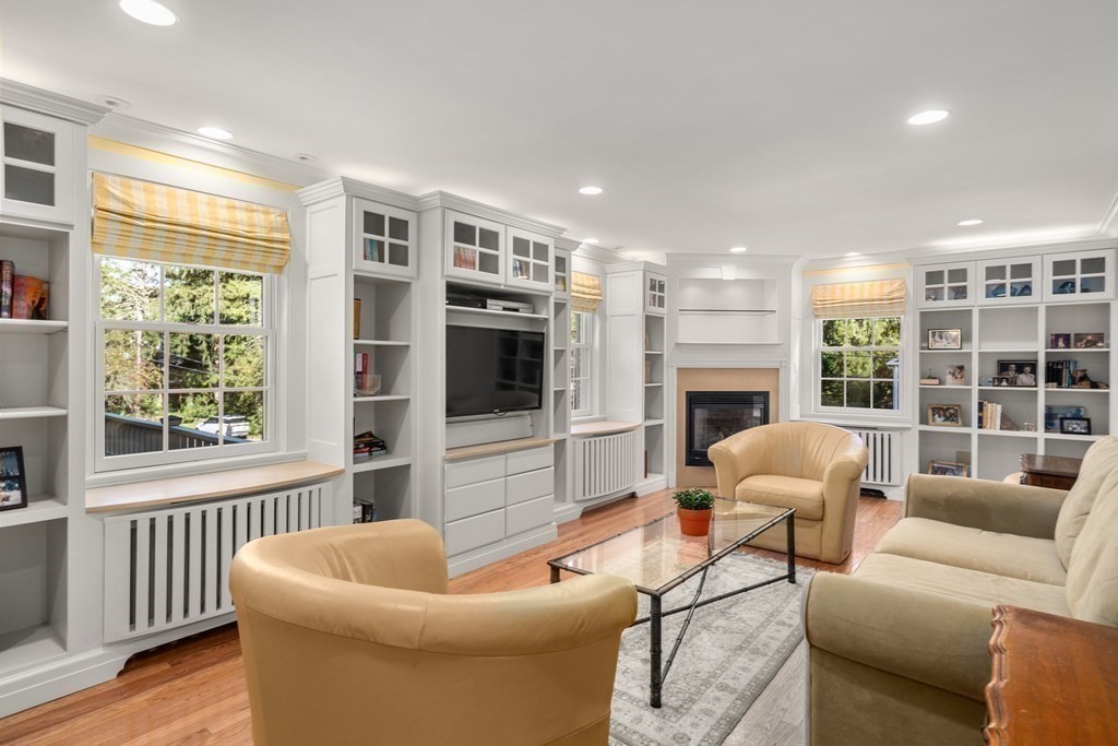 60 Dover Road Wellesley, MA 02482 - Photo 17 of 36