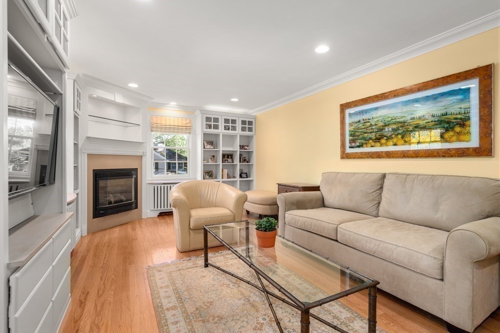 60 Dover Road Wellesley, MA 02482 - Photo 18 of 36