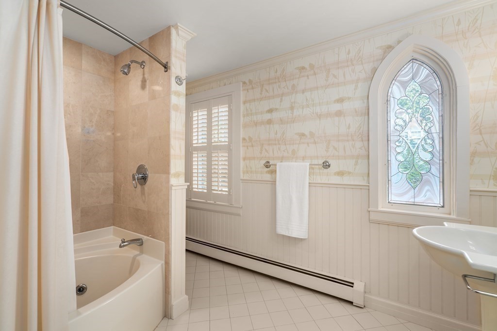 60 Dover Road Wellesley, MA 02482 - Photo 26 of 36