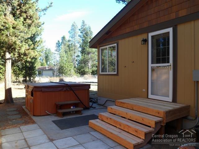 15990 Jacobsen Road La Pine, OR 97739 - Photo 9 of 25 Great area for BBQ's and relaxing in the