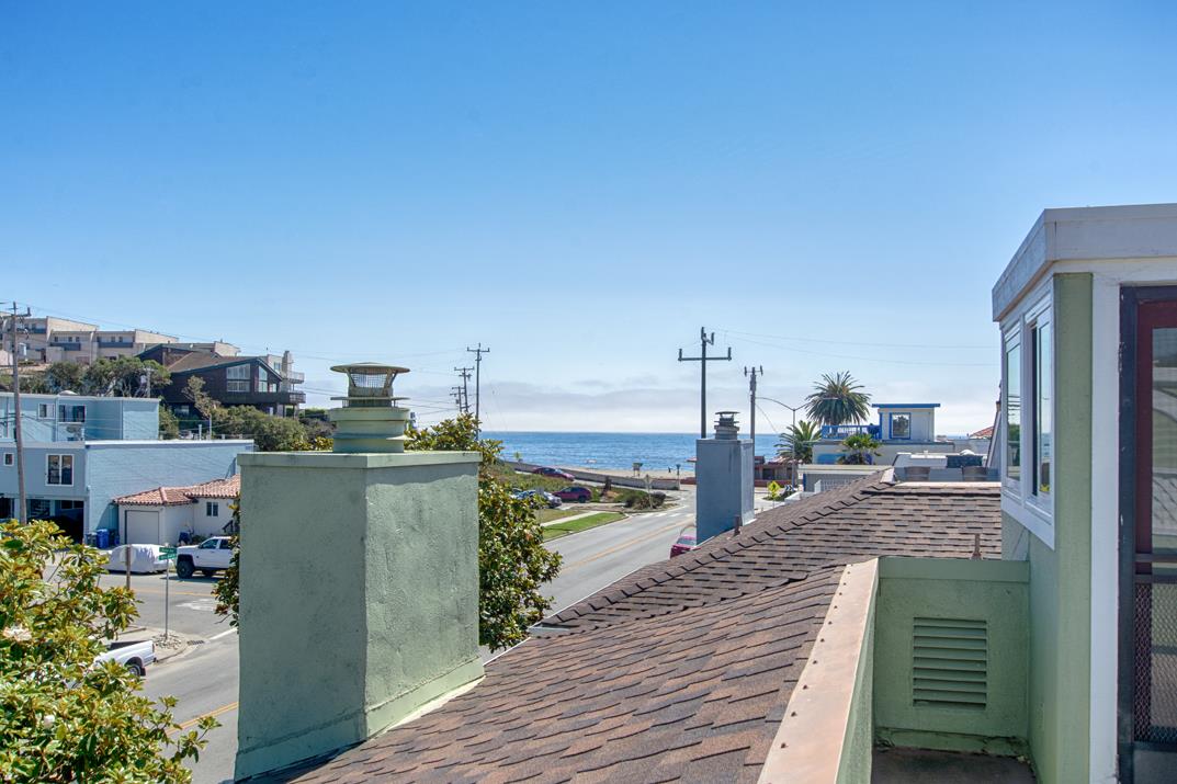 124 Stephen Road Aptos, CA 95003 - Photo 3 of 22 Gallery Image 3
