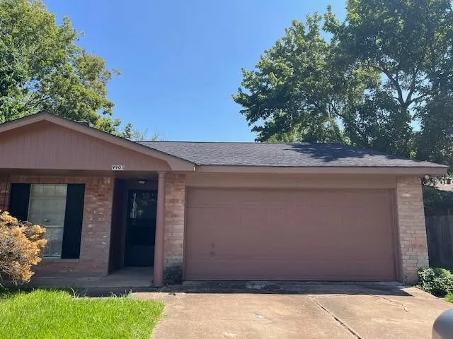 $209,000 | 9903 Kent Towne Lane, Sugar Land, TX 77498