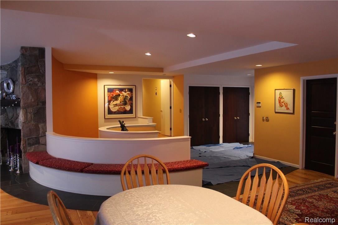 25115 Farmbrook Road Southfield, MI 48034 - Photo 12 of 62 IMG_0044.JPG