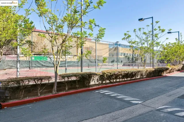 $345,000 | 2121 Vale Road, Unit 121, San Pablo, CA 94806