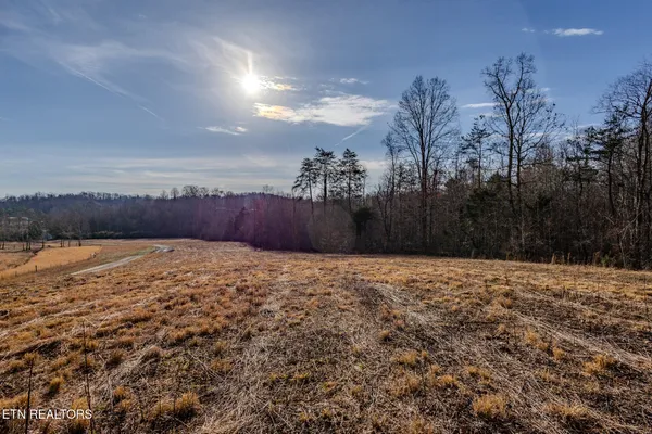 $315,000 | 210 Dogtown Road, Ten Mile, TN 37880