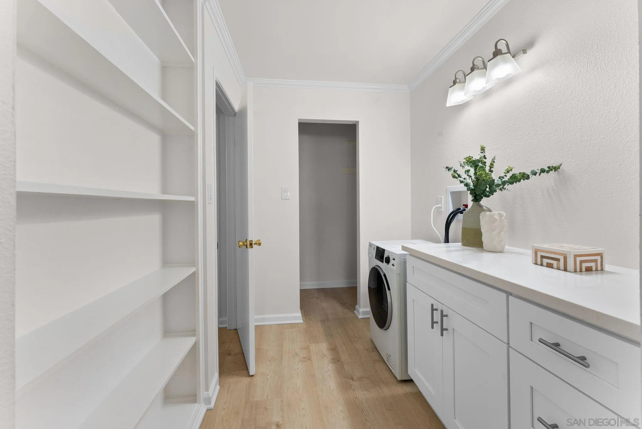 4201 Bonita Road, Unit 135 Bonita, CA 91902 - Photo 11 of 23 New washer/dyer and laundry station