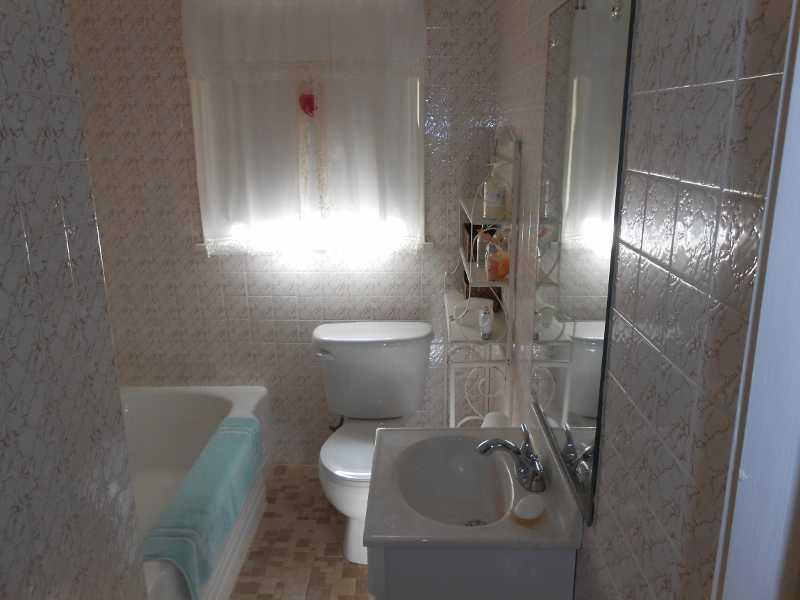 60 Welsh Road Washington, PA 15301 - Photo 12 of 17 Full Bath.