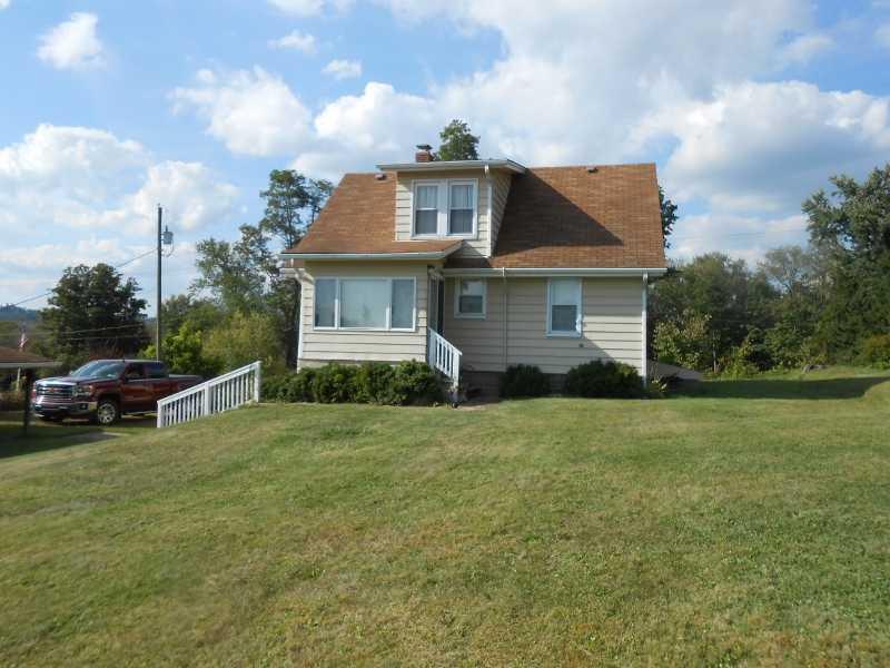 60 Welsh Road Washington, PA 15301 - Photo 3 of 17 Exterior Back.