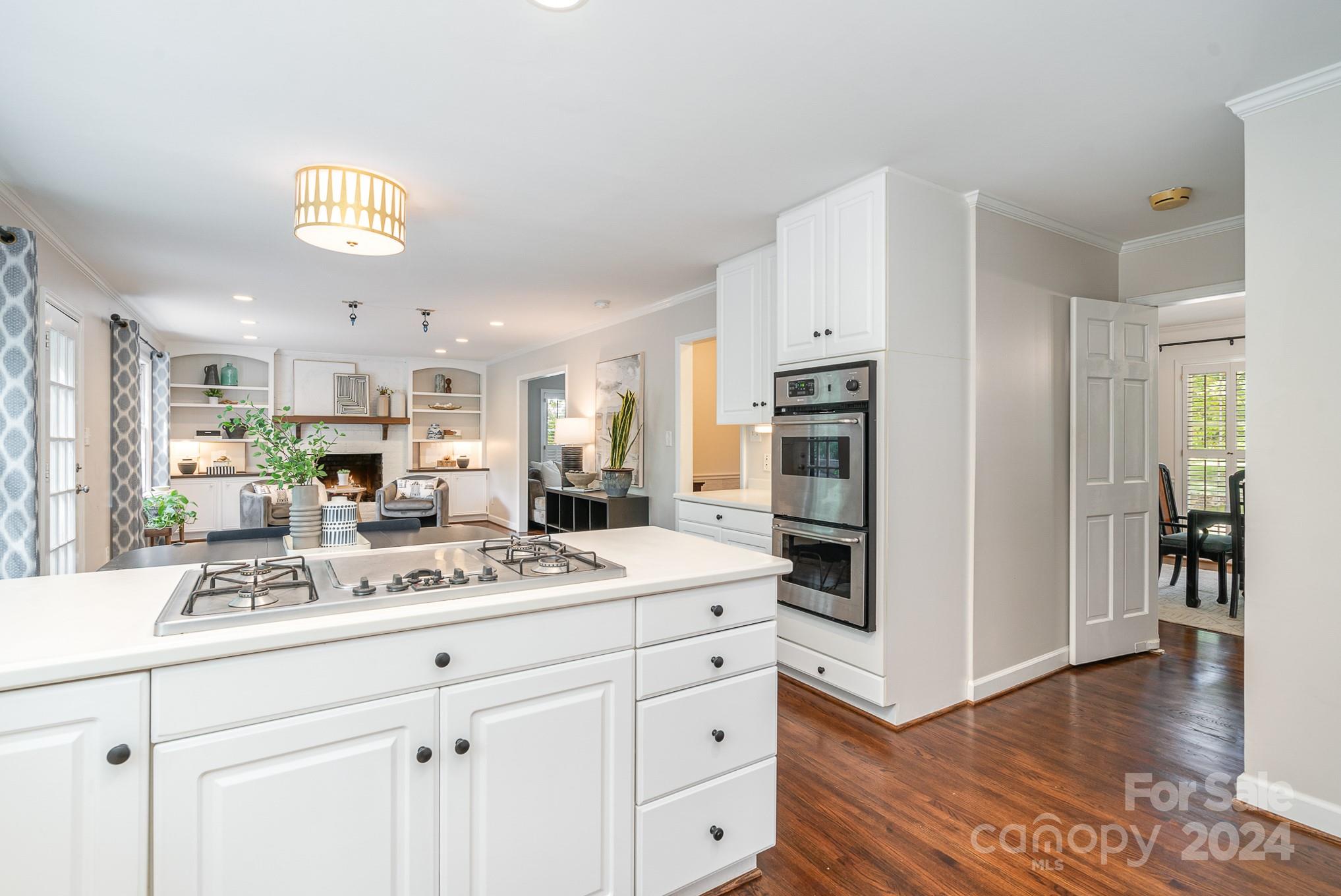 5950 Brace Road Charlotte, NC 28211 - Photo 12 of 39 Gallery Image 12