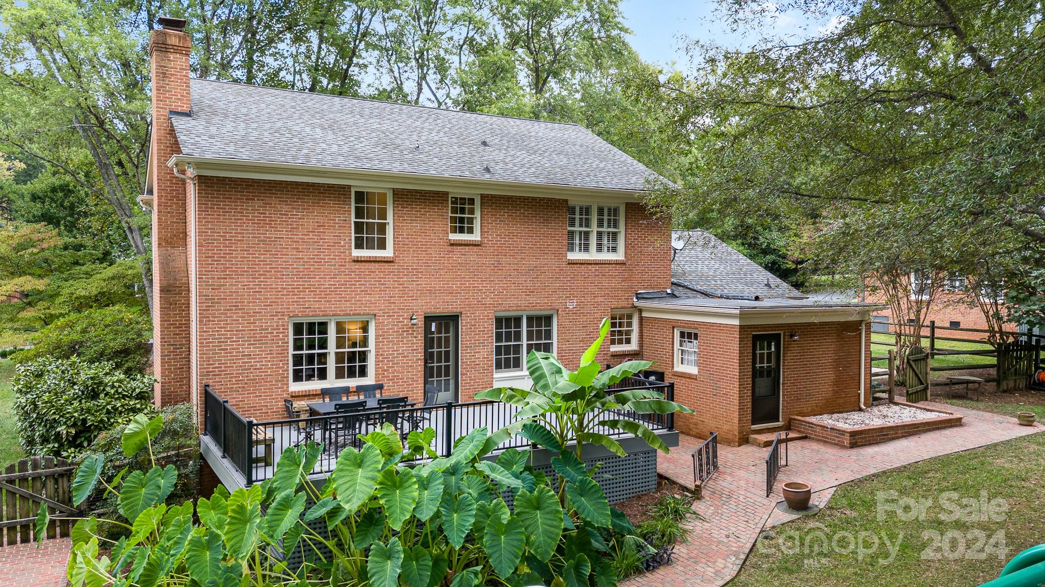 5950 Brace Road Charlotte, NC 28211 - Photo 29 of 39 Gallery Image 29