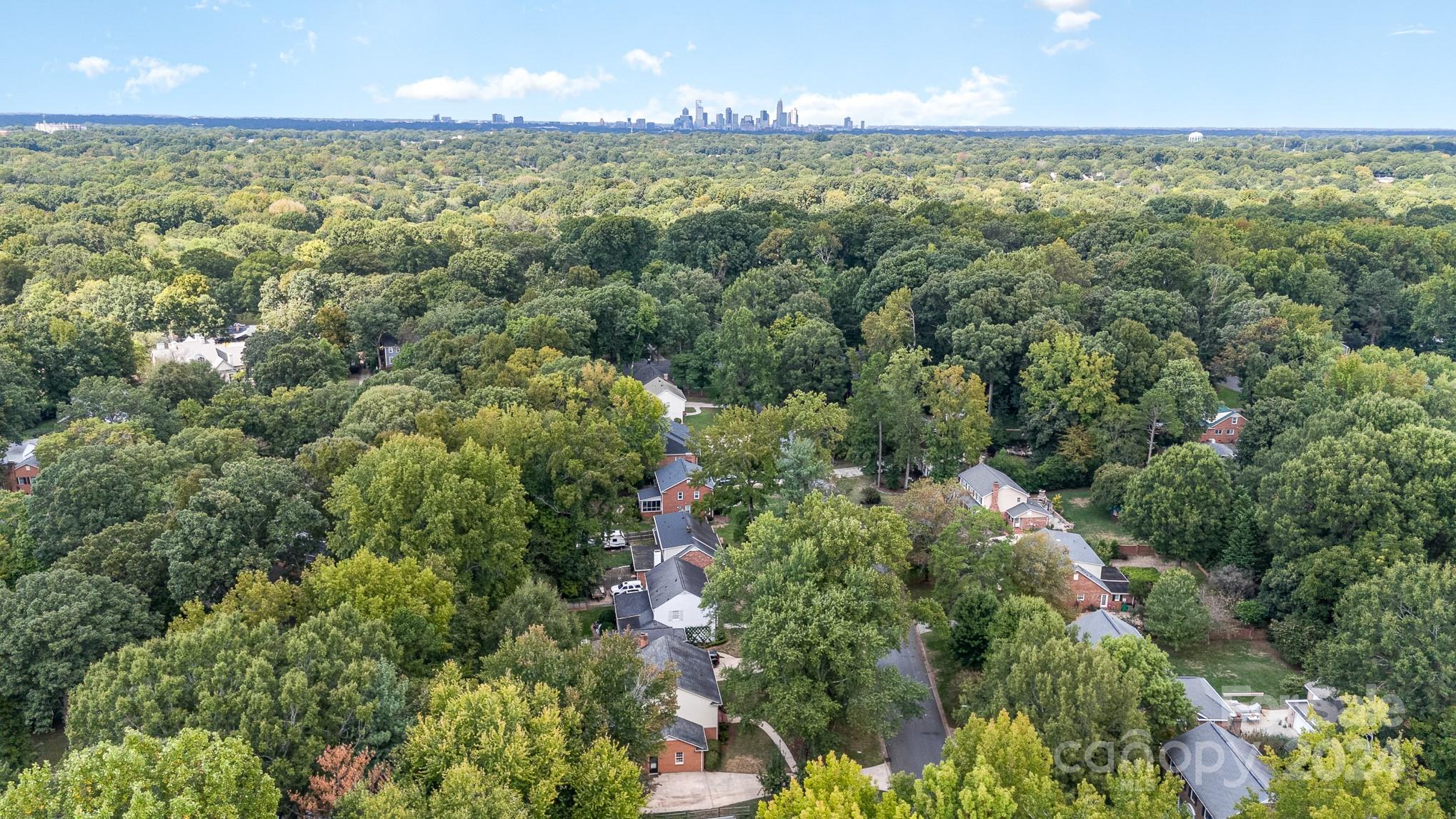 5950 Brace Road Charlotte, NC 28211 - Photo 35 of 39 Gallery Image 35