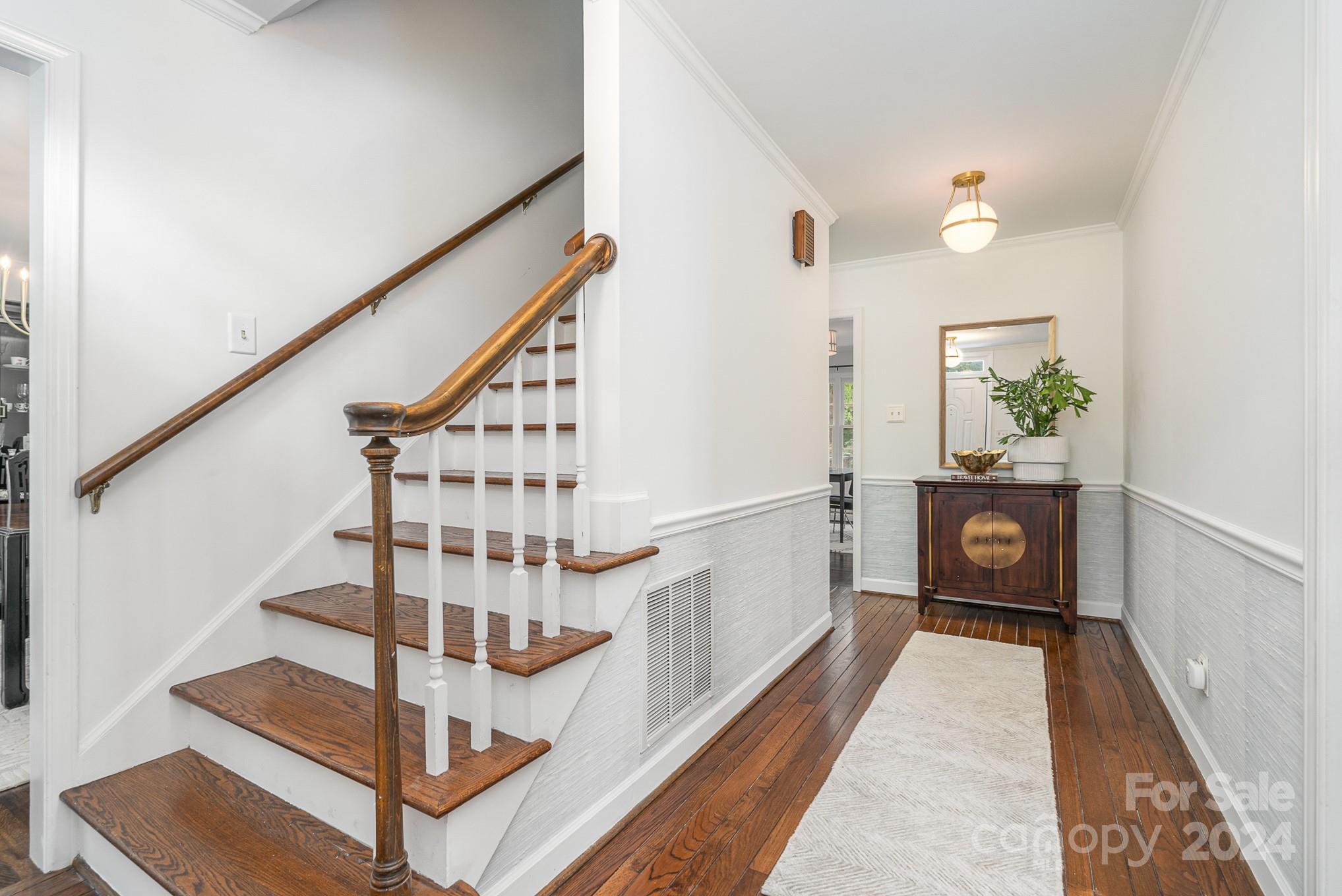 5950 Brace Road Charlotte, NC 28211 - Photo 4 of 39 Gallery Image 4
