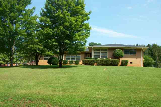 306 New Perry Road Greenville, SC 29617 - Photo 1 of 13 Gallery Image 1