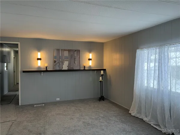 $44,900 | 35 Holly Street, Newstead, NY 14001