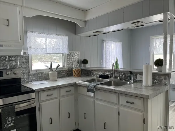 $44,900 | 35 Holly Street, Newstead, NY 14001