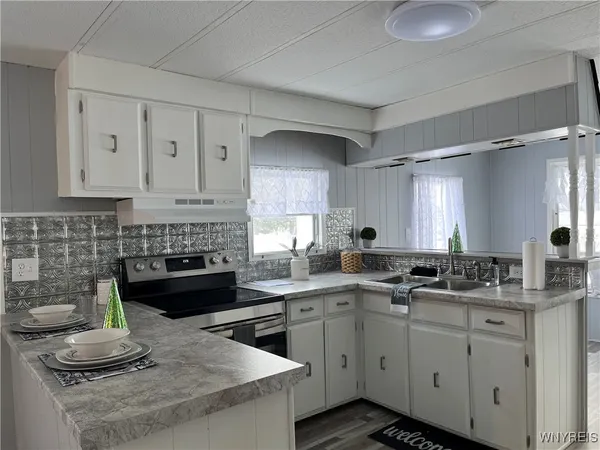 $44,900 | 35 Holly Street, Newstead, NY 14001