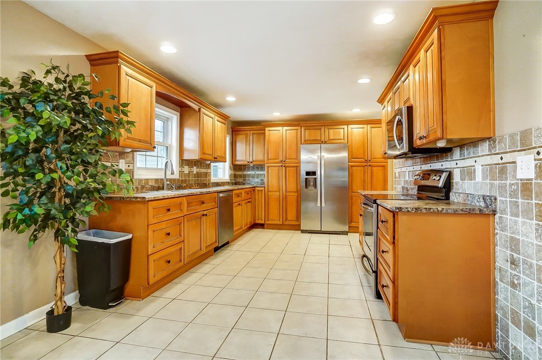 7679 Sweet Potato Ridge Road Brookville, OH 45309 - Photo 21 of 88 Gallery Image 21