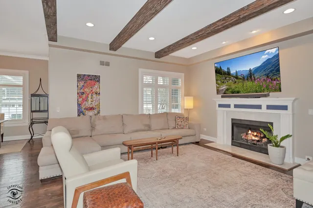 $1,350,000 | 117 South La Grange Road, La Grange, IL 60525