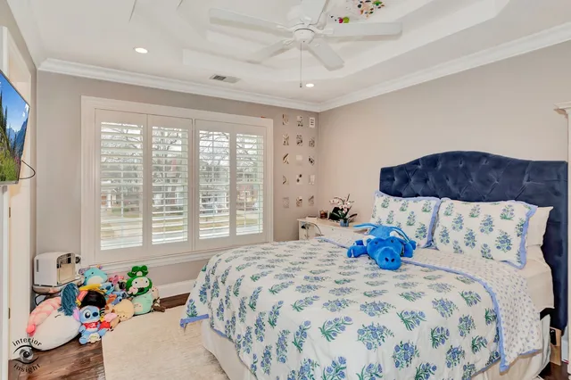 $1,350,000 | 117 South La Grange Road, La Grange, IL 60525