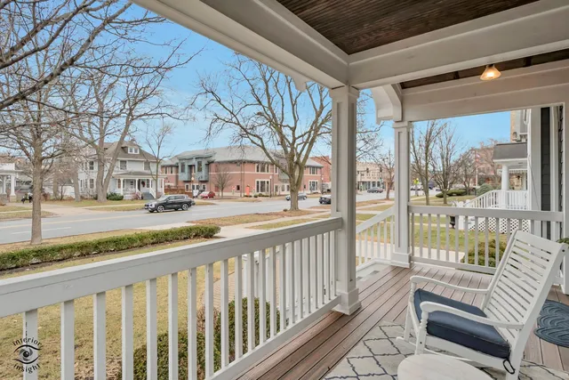 $1,350,000 | 117 South La Grange Road, La Grange, IL 60525