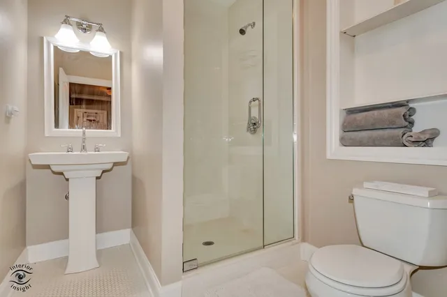 $1,350,000 | 117 South La Grange Road, La Grange, IL 60525